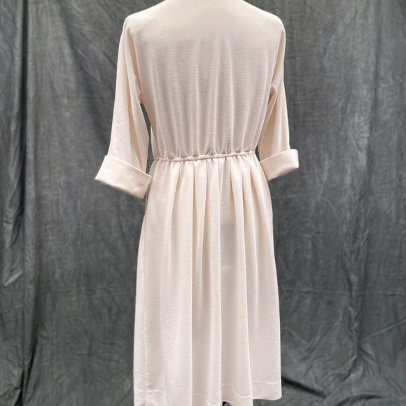 SOLD Vintage Casual Day Dress with Pockets - Picture 6 of 14